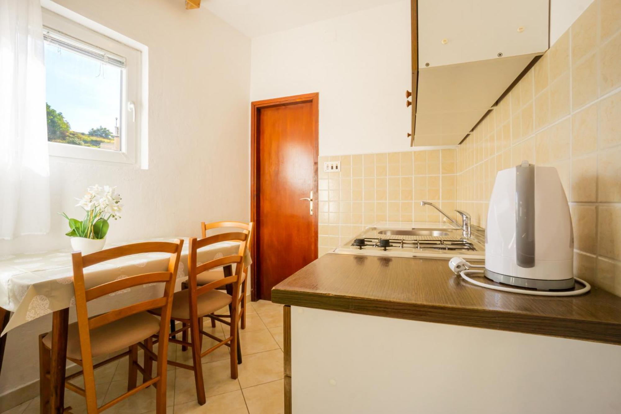 Apartment And Room Bacic Metajna Værelse billede